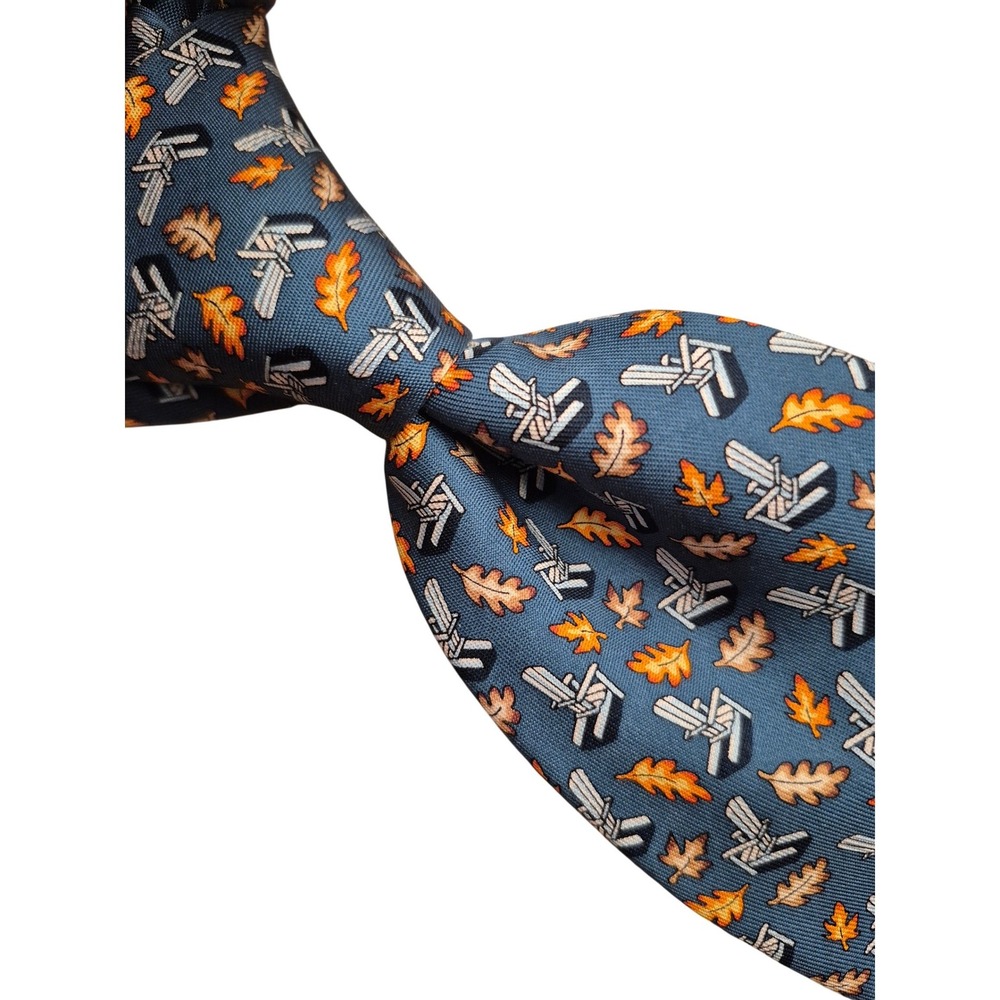 Vineyard Vines Mens Silk Tie Blue Adirondack Chairs Fall Leaves Autumn USA Made